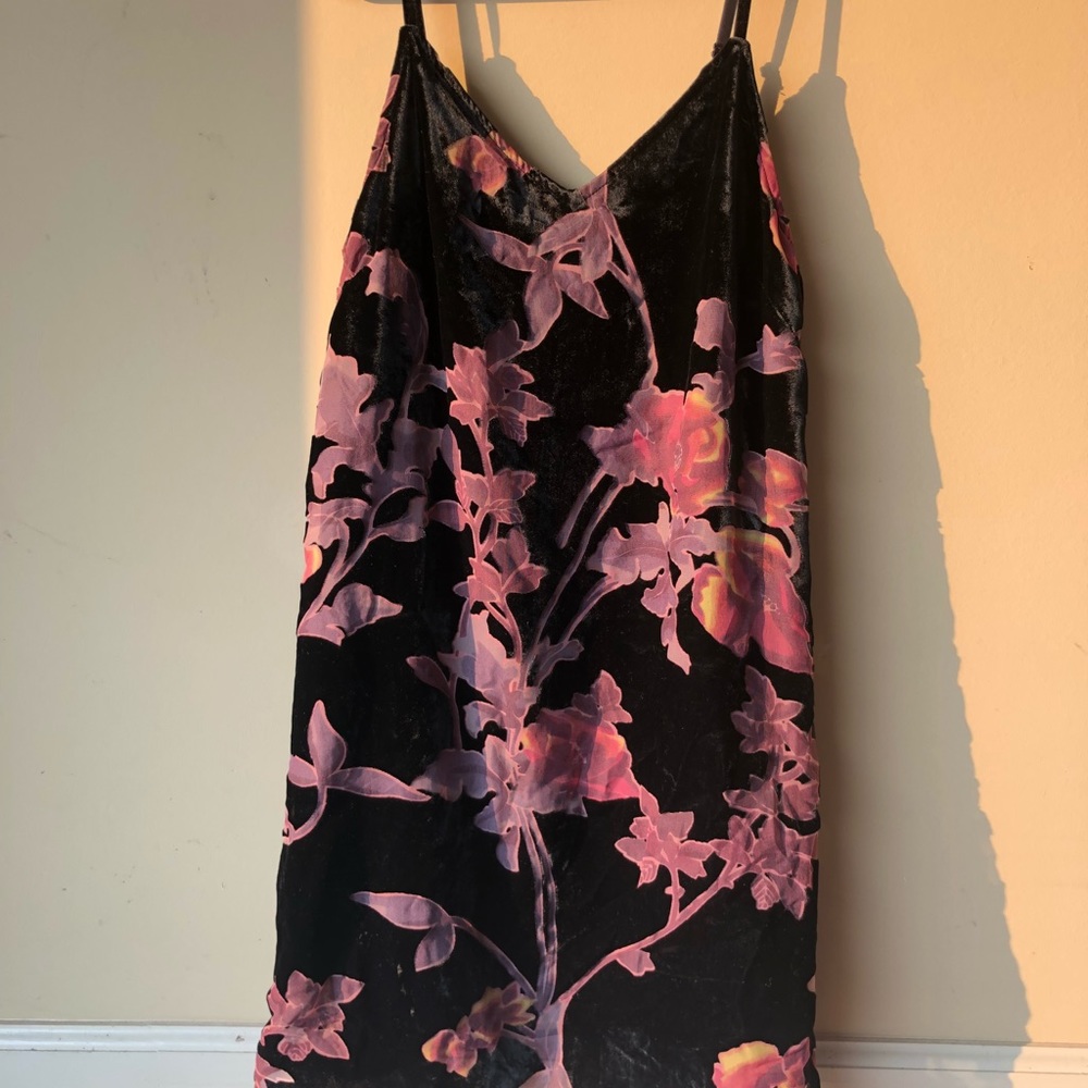 Floral velvet dress